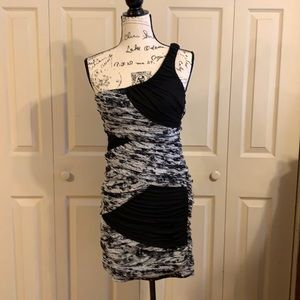 Cocktail/Party Dress